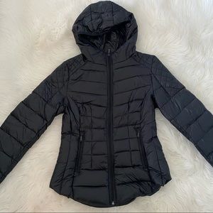 Ultra Light Weight Packable Down Jacket